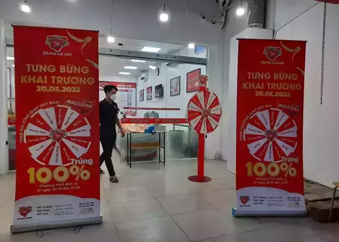 In ấn và cho thuê, bán Standee quảng cáo sự kiện